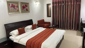 6 habitaciones, wifi y ropa de cama