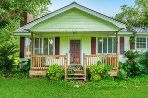 Exterior - Old Orchard Country Home (Purvis)