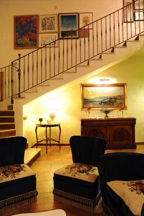 Staircase - Residenza Doria B&B (Foggia)
