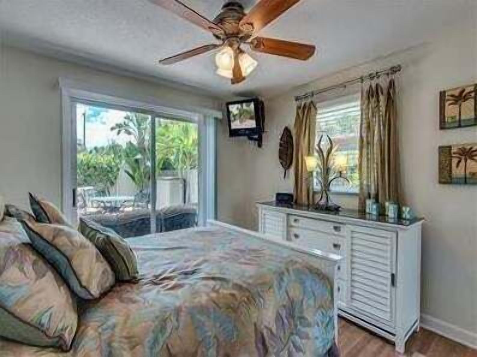 4 makuuhuonetta, silitysrauta/-lauta, Wi-Fi