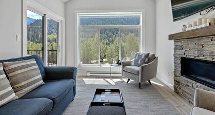 Modern 4 Season Mountain Living