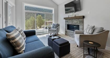 Modern 4 Season Mountain Living