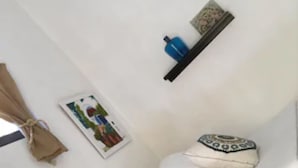 Uklassifisert bilde, 2 av 28, knapp