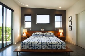 3 bedrooms, desk, iron/ironing board, free WiFi - La Luz - Desert Modern Open Space (Desert Hot Springs)