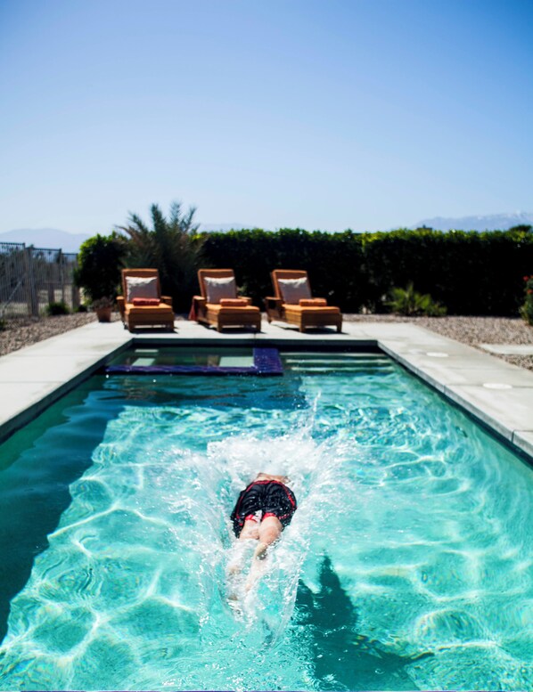 Outdoor pool, a heated pool
