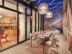 Premium bedding, minibar, in-room safe, desk - Pullman Budapest (Budapest)