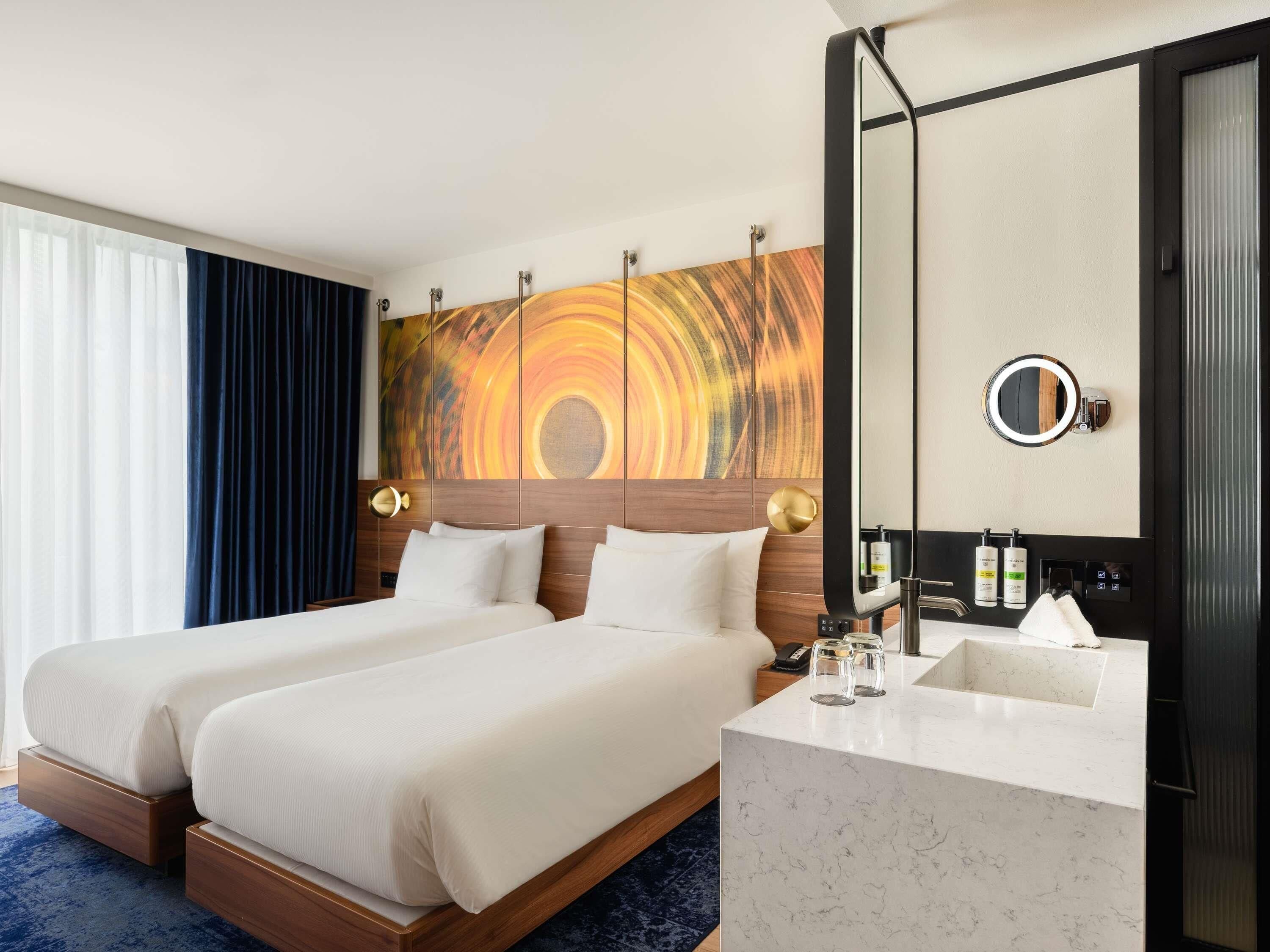 Deluxe Twin Room | Premium bedding, minibar, in-room safe, desk