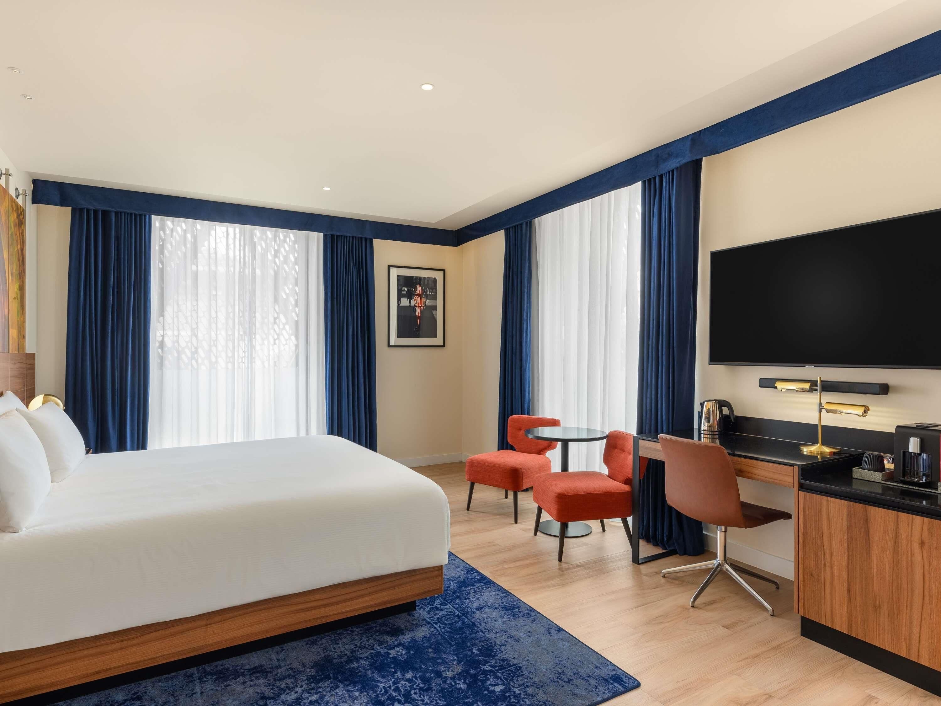 Junior Suite | Premium bedding, minibar, in-room safe, desk