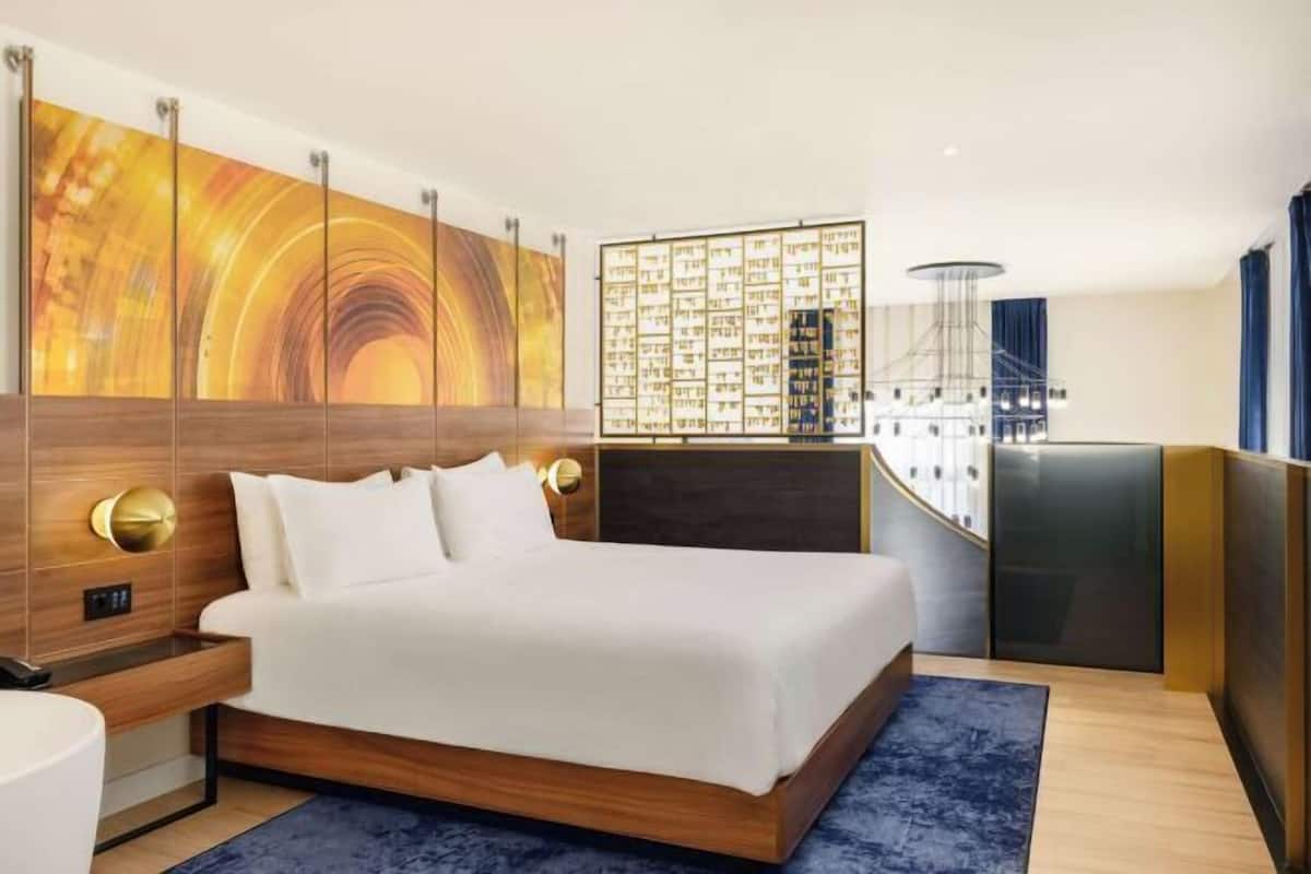 1 phòng ngủ, bộ đồ giường cao cấp, minibar, két bảo mật tại phòng