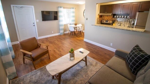 Unclassified image, 1 of 30, button - Brief Homes - Oakland Park Victor 1 Bedroom #10 (Oakland Park)