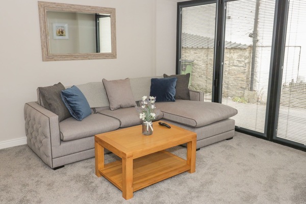 Deluxe Apartment, Private Bathroom (Apartment 2) | Lounge