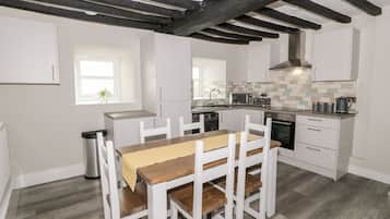 Superior apartman, privát fürdőszoba (Apartment 3) | Közös konyha
