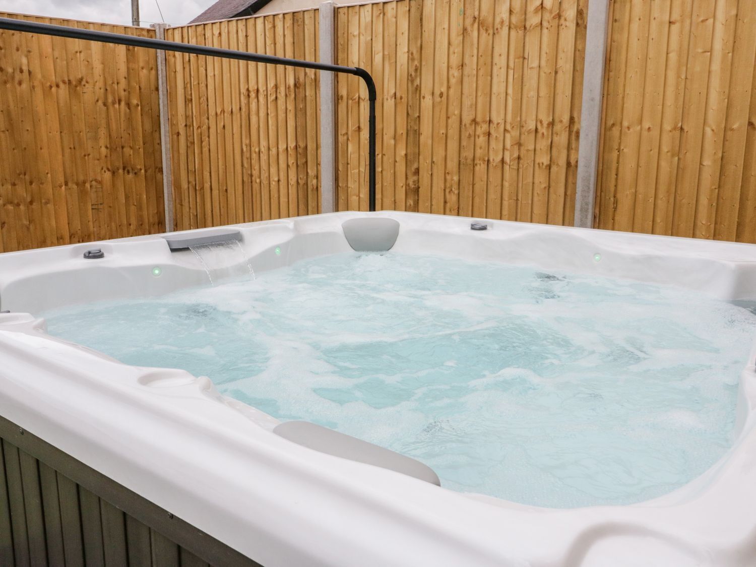 Superior Apartment, Private Bathroom (Apartment 3) | Garden