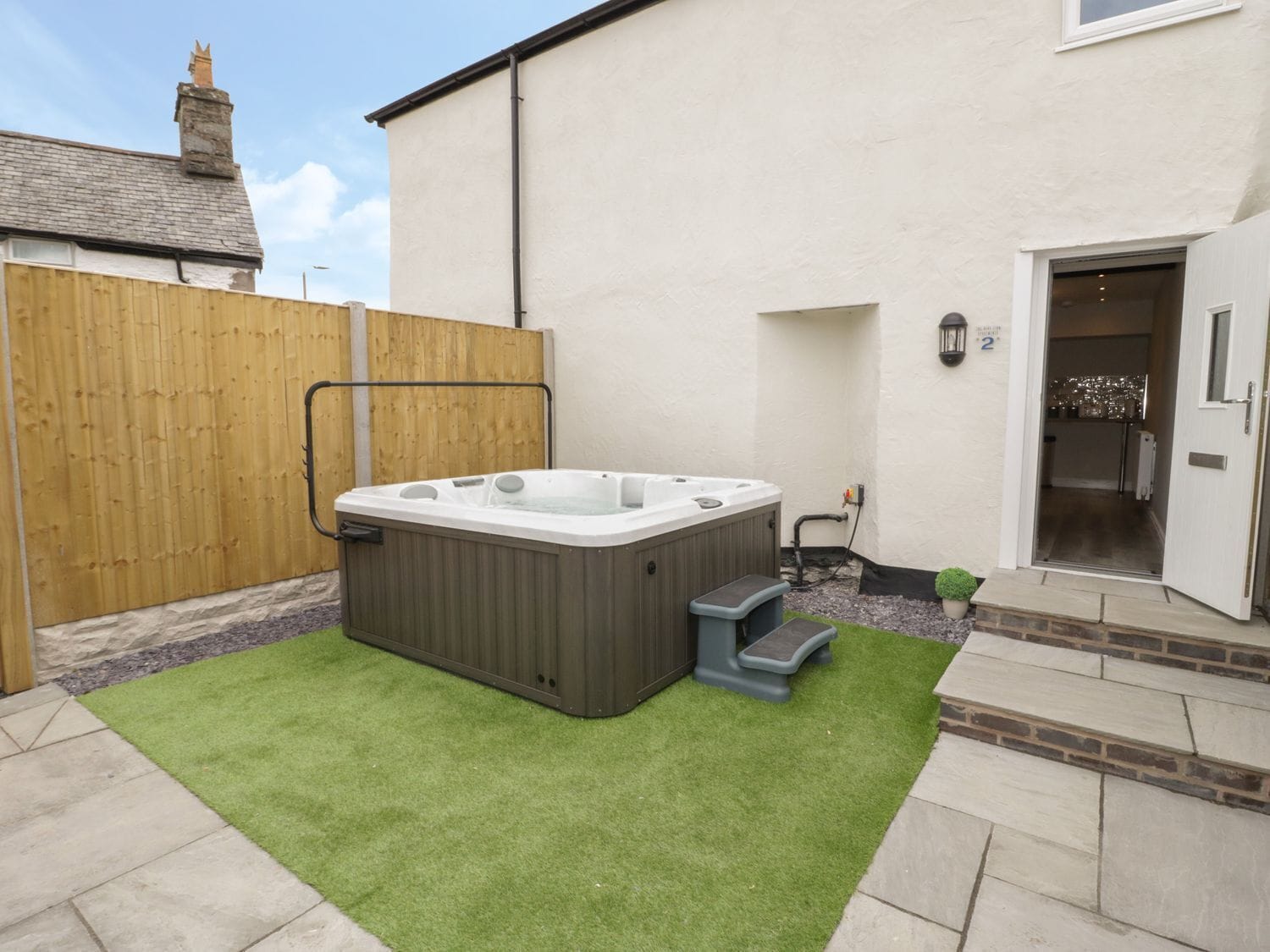 Deluxe Apartment, Private Bathroom (Apartment 2) | Garden