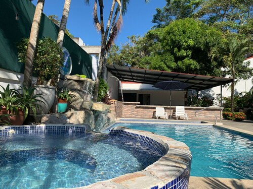 La Sirena Playa Jaco Hotel