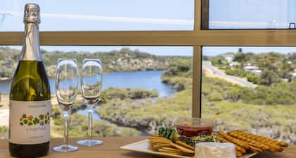 River View Retreat - Ocean and River Views