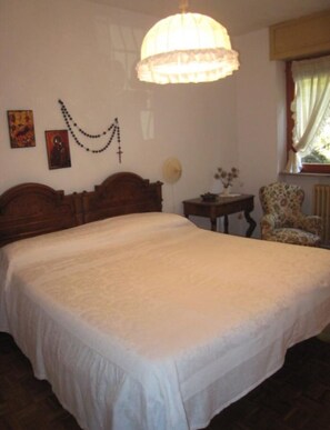 2 Schlafzimmer, Bügeleisen/Bügelbrett, WLAN, Bettwäsche