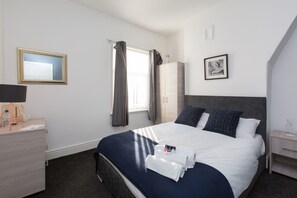 Room - Townhouse @ Corporation Street Stoke (Stoke-on-Trent)