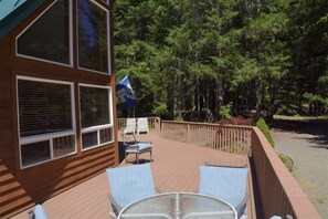 Cabin (Elder Family Lodge) | Balcony - Elder Family Lodge (Packwood)