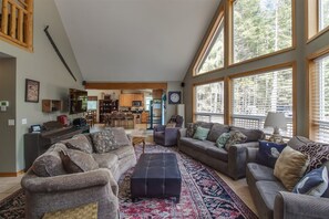 Cabin (Elder Family Lodge) | Exterior - Elder Family Lodge (Packwood)