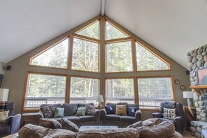 小屋 (Elder Family Lodge) | 外觀