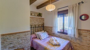 3 bedrooms, iron/ironing board, travel cot, WiFi