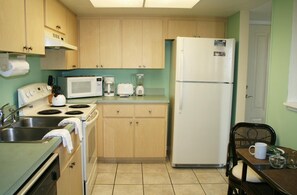 Full-sized fridge, microwave, oven, dishwasher