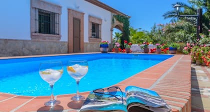 La Higuera de Gaucín by Ruralidays