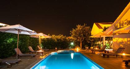 Einzigartiges Ferienhaus für 8 Personen mit Pool, Sauna und Fitnessraum