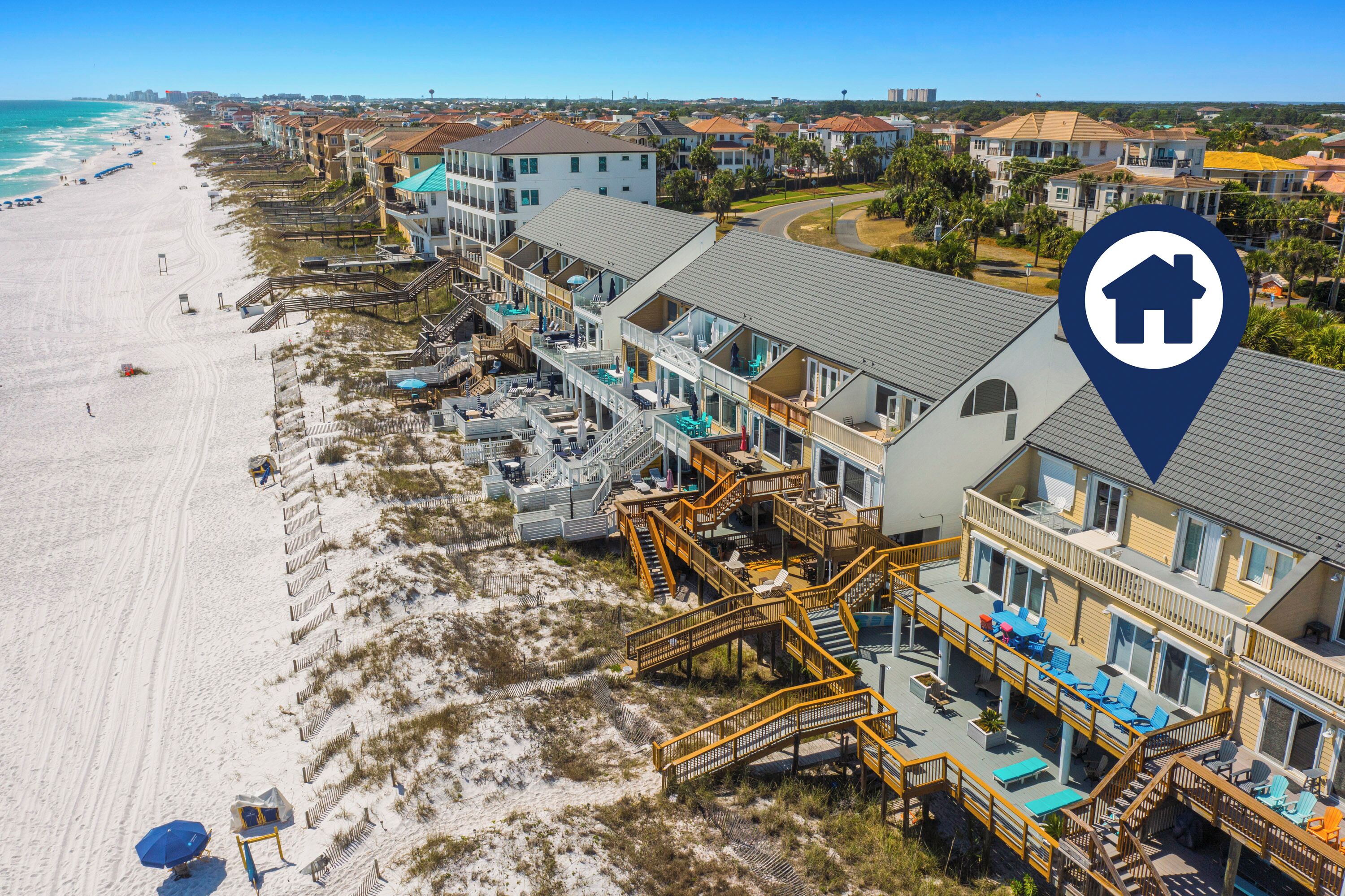 Navigator's Nest! BEACHFRONT DOUBLE TOWNHOME with Huge Deck