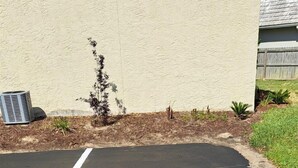 A parking lot with a white line marking and the number 501 painted on the asphalt. - Beachy Keen #501 Free Beach Svc 2 Chairs and Umbrella 2Bd 2Bath 1st Fl (Destin)