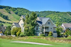 Exterior - Convenient Condo Steps from Blue Mountain Village w/Free WiFi & Private W/D (The Blue Mountains)