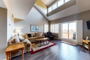 Televisión y reproductor de DVD 