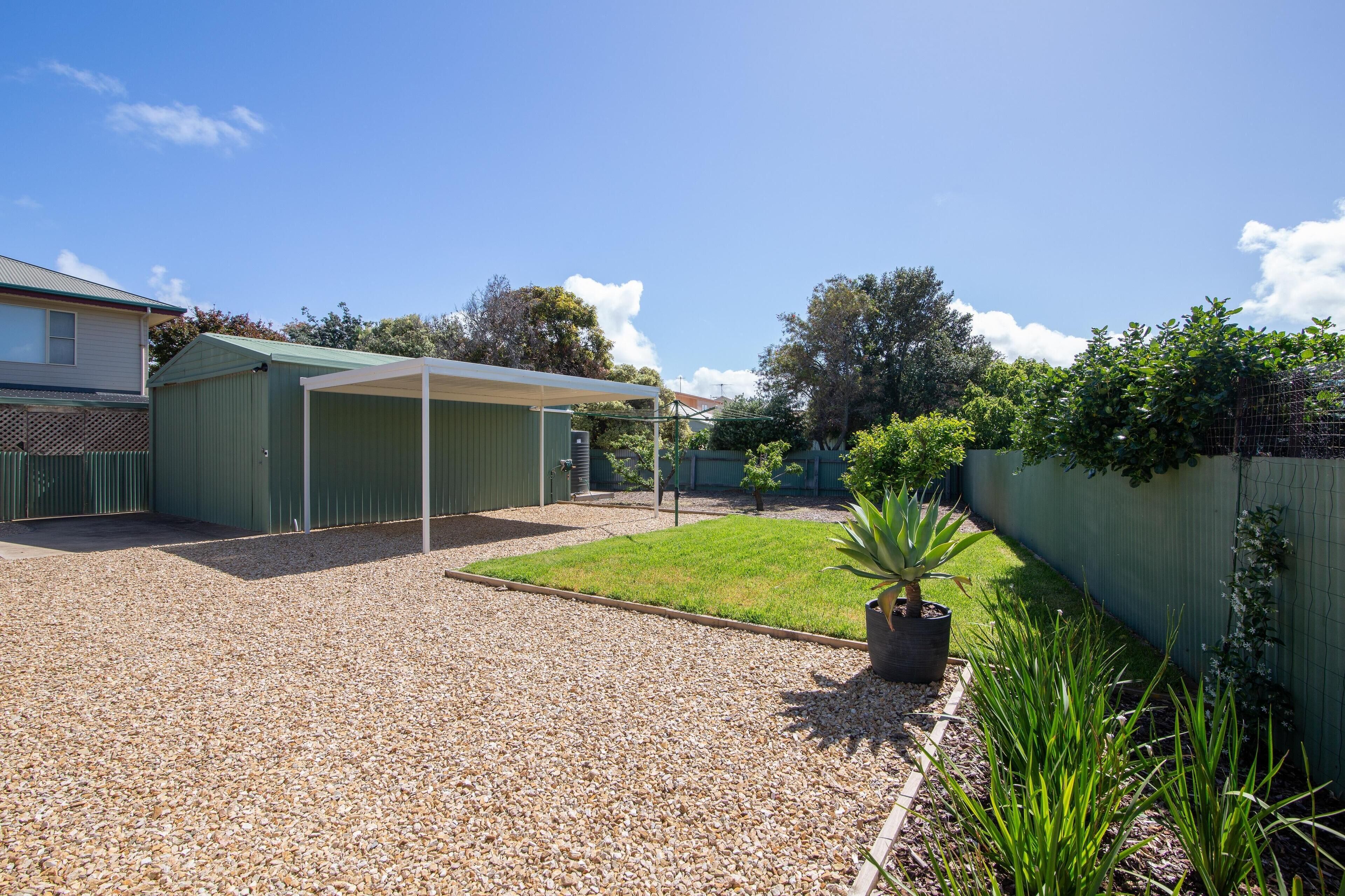 Xanadu ~ Aldinga Beach - Brand New Large Family Entertainer with Sea Views — image 27