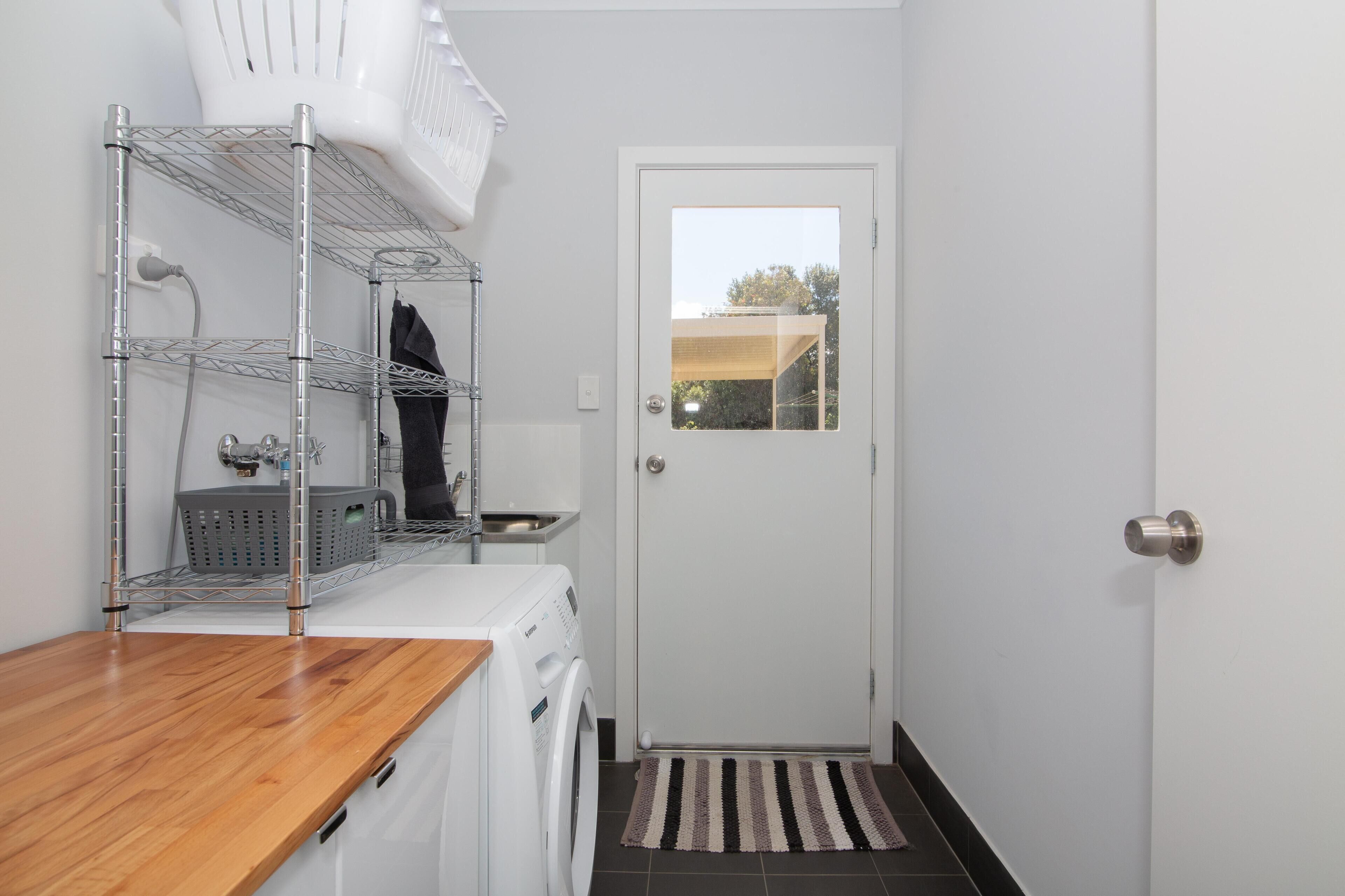Xanadu ~ Aldinga Beach - Brand New Large Family Entertainer with Sea Views — image 25