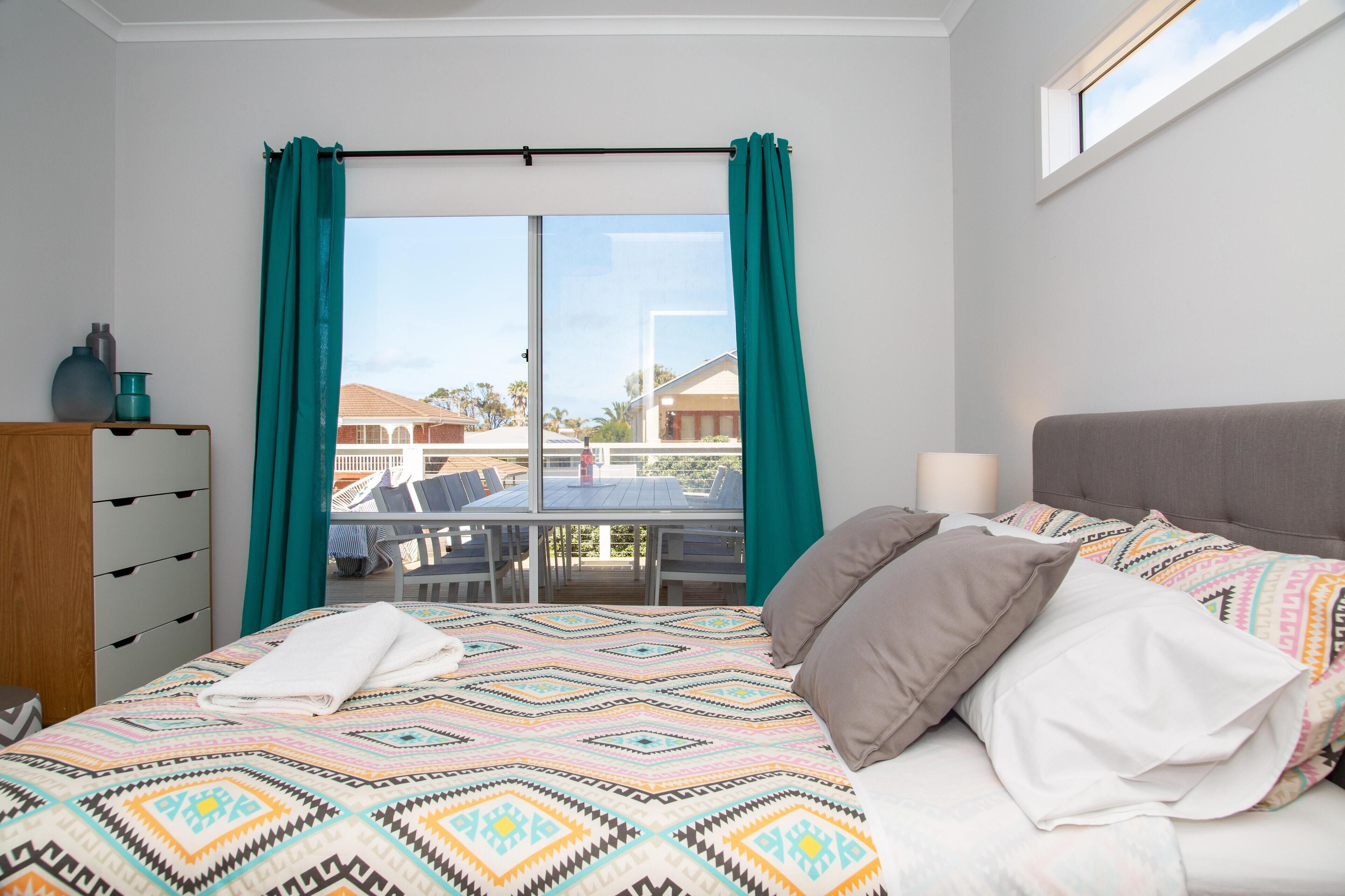 Xanadu ~ Aldinga Beach - Brand New Large Family Entertainer with Sea Views — image 12