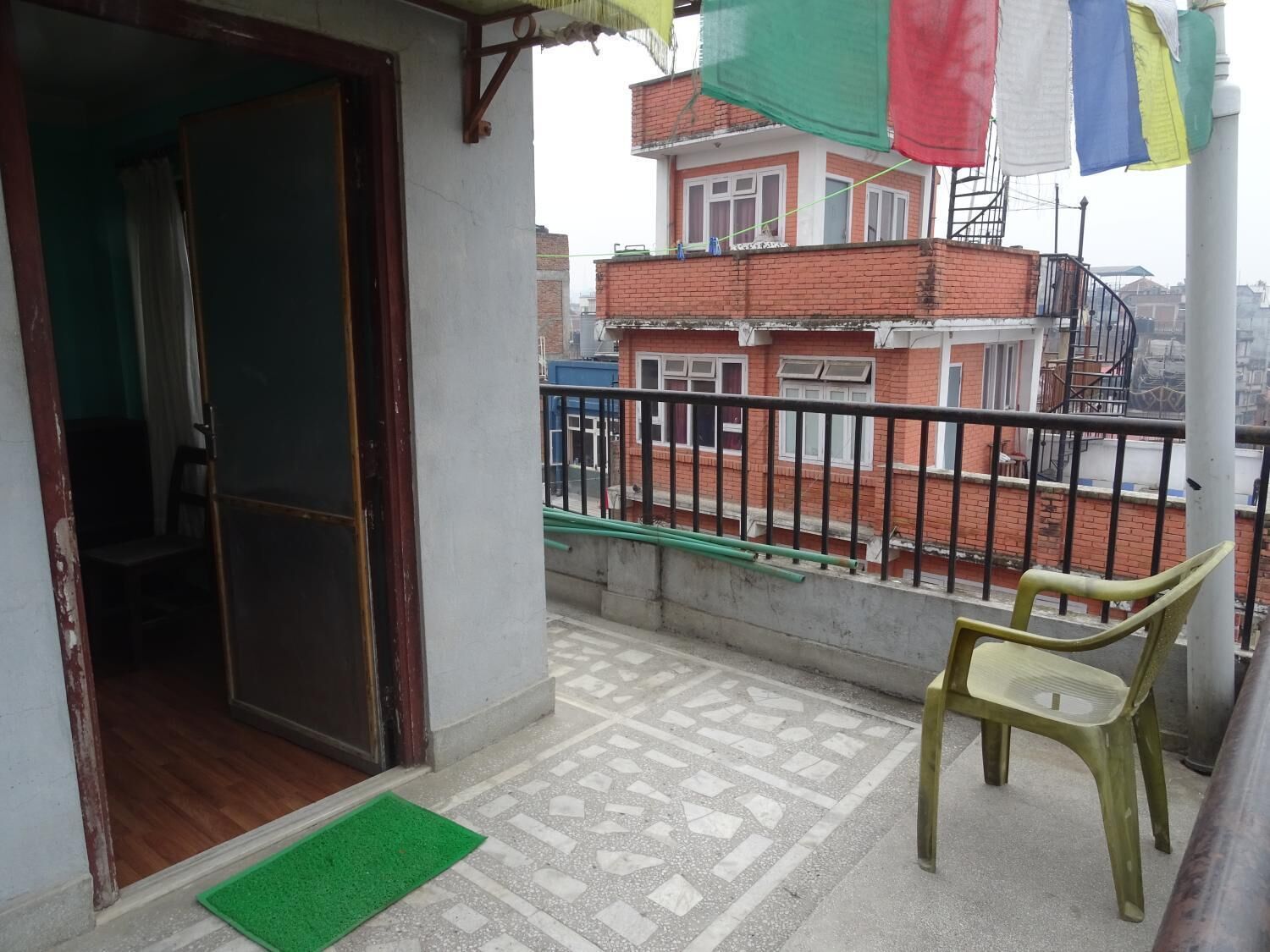 Economy Twin Room | Balcony