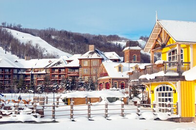 Open Loft condo with 2 baths shared pool and tennis courts