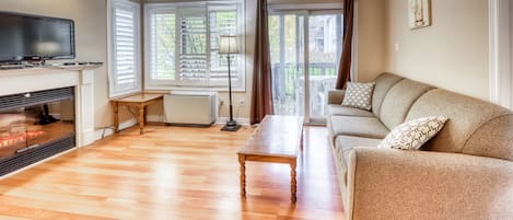 Televisie en een open haard