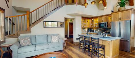 TV, fireplace, DVD player