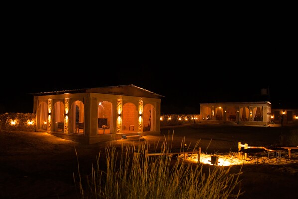 숙박 시설 정면