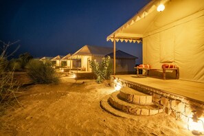 럭셔리 텐트 | 객실 내 금고