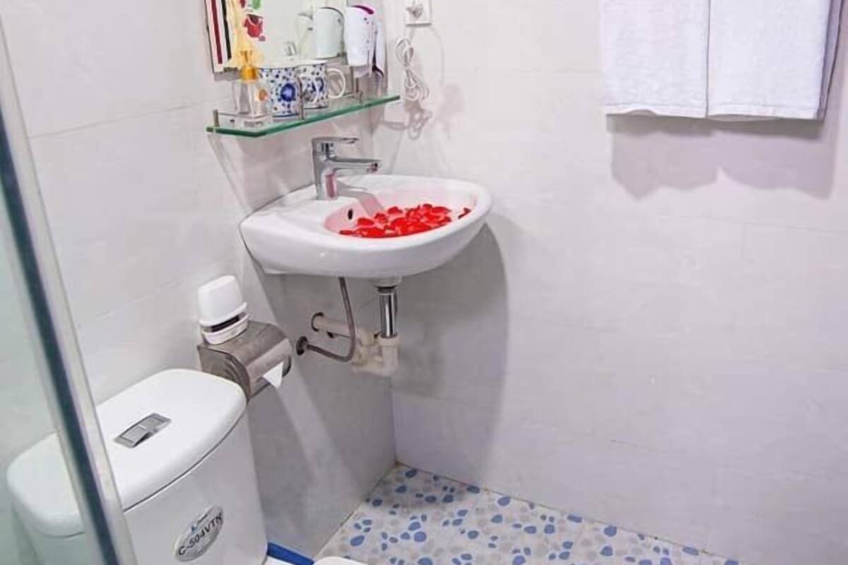 Double Room | Bathroom