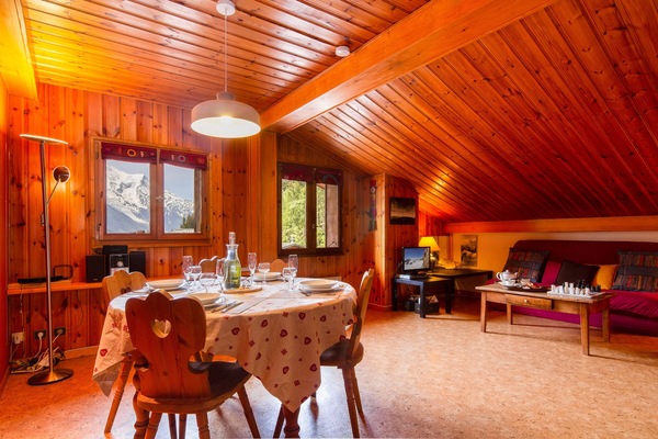Living room with a superb Mont Blanc view