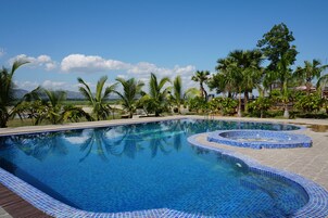 Indoor pool, outdoor pool