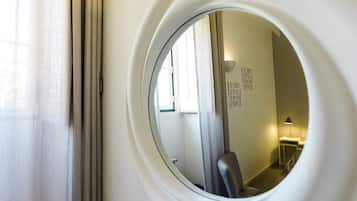 Dobbeltrom | Skrivebord, lydisolert, wi-fi (inkludert) og sengetøy