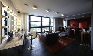 Interior - Altes Stahlwerk Business & Lifestyle Hotel (Neumuenster)