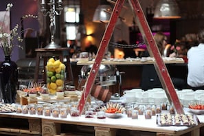 Dining - Altes Stahlwerk Business & Lifestyle Hotel (Neumuenster)