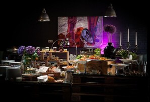 Dining - Altes Stahlwerk Business & Lifestyle Hotel (Neumuenster)