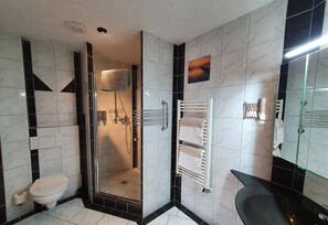 Bathroom - Am Edersee (Edertal)